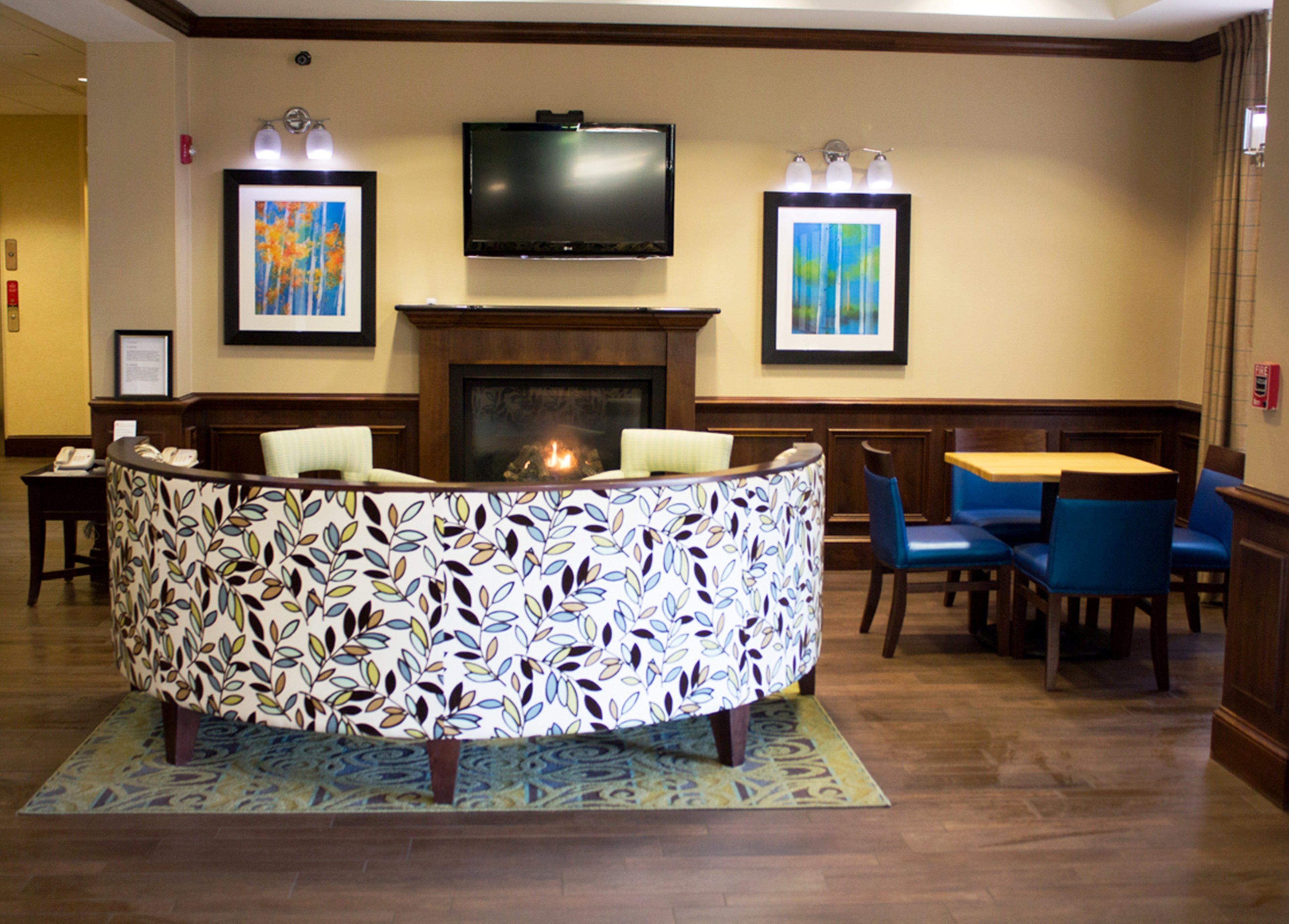Holiday Inn Express West Jefferson By Ihg Buitenkant foto